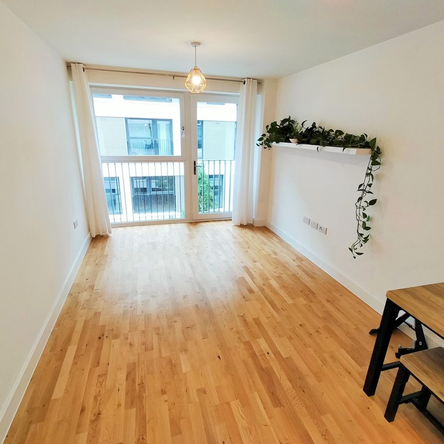 Park Place, Stevenage - Photo 1