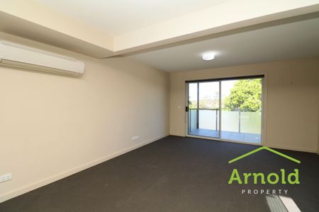 ADAMSTOWN MODERN 2 BEDROOMS - Photo 2