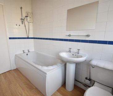 1 bedroom flat to rent - Photo 6