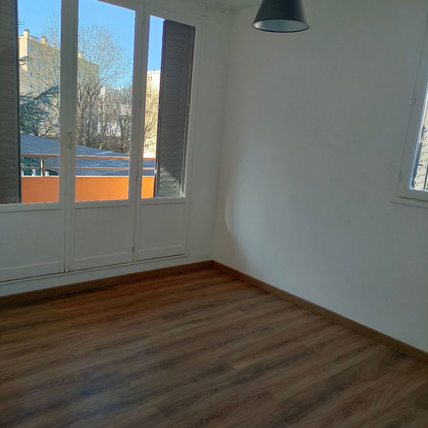 Appartement T4 SAINT FOY LES LYON - Photo 1