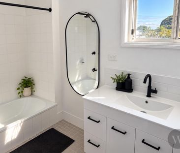 Renovated Townhouse Only 200m to Clayfield Station - Photo 5