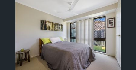 GOLDEN BEACH FAMILY RETREAT - SPACE, STYLE & COASTAL LIVING - Photo 4