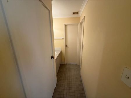 17A Exley Cl, Kardinya - Photo 5