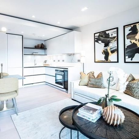 2 Bedroom Flat To Let - Photo 1