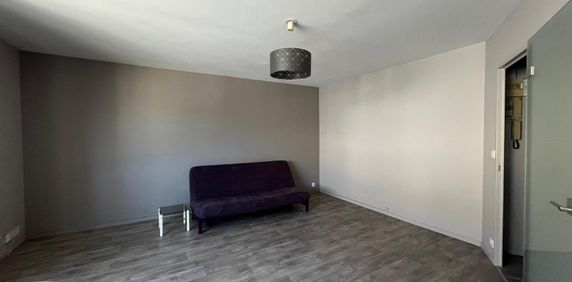 Location Appartement 1 pièce 36m² LAVAL 53000 - Photo 2