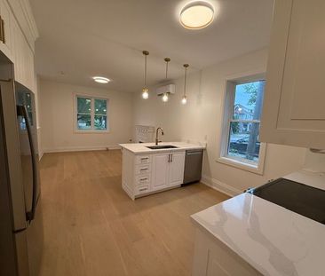 For Lease - 24 Ashley Street, Hamilton, Ontario - Photo 2