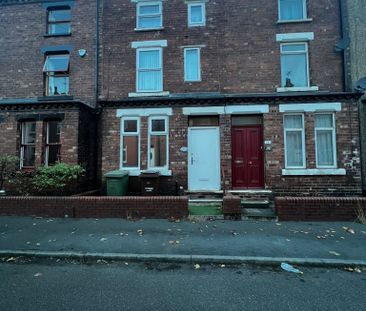 Wesley Street Room 1 - Photo 4