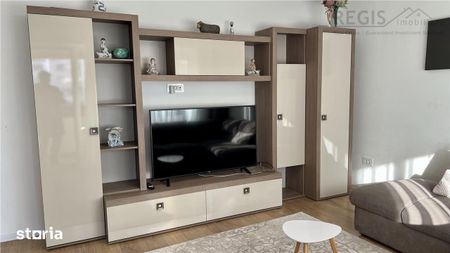 Apartament luminos si spatios Coresi Kasper - Photo 4