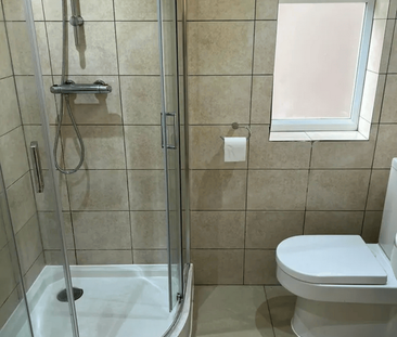 1 bedroom house of multiple occupation to rent - Photo 4