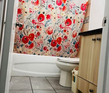 For Lease - 100 Sutherland Avenue, Brampton, Ontario - Photo 5