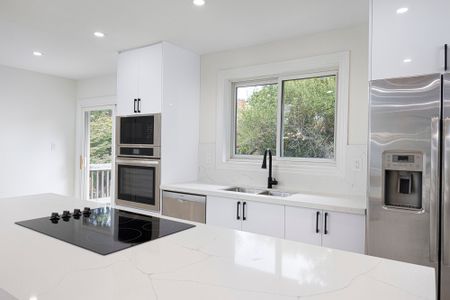 For Lease - 239 Walden Drive, Burlington, Ontario - Photo 5