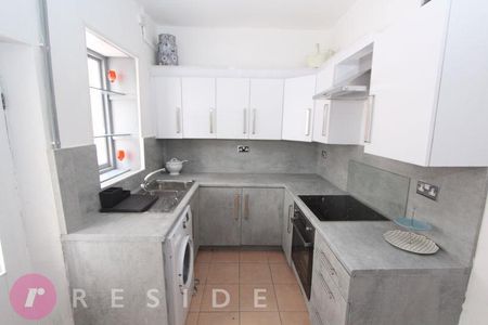 3 bedroom end of terrace house to rent - Photo 5