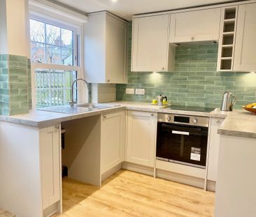 West Passage, Herts, Tring - Photo 5