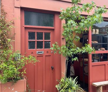 Studio Flat, Well Street, E9 - Photo 1