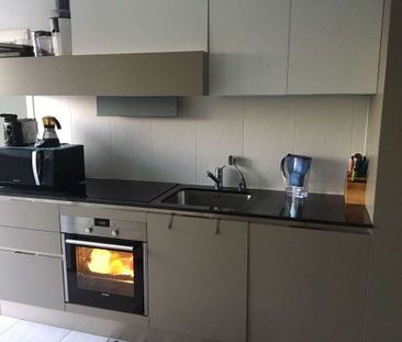 Bel appartement de 3 pièces avec grande terrasse et vue sur le lac ... - Photo 3