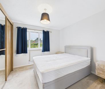 2 bedroom semi-detached house to rent - Photo 4