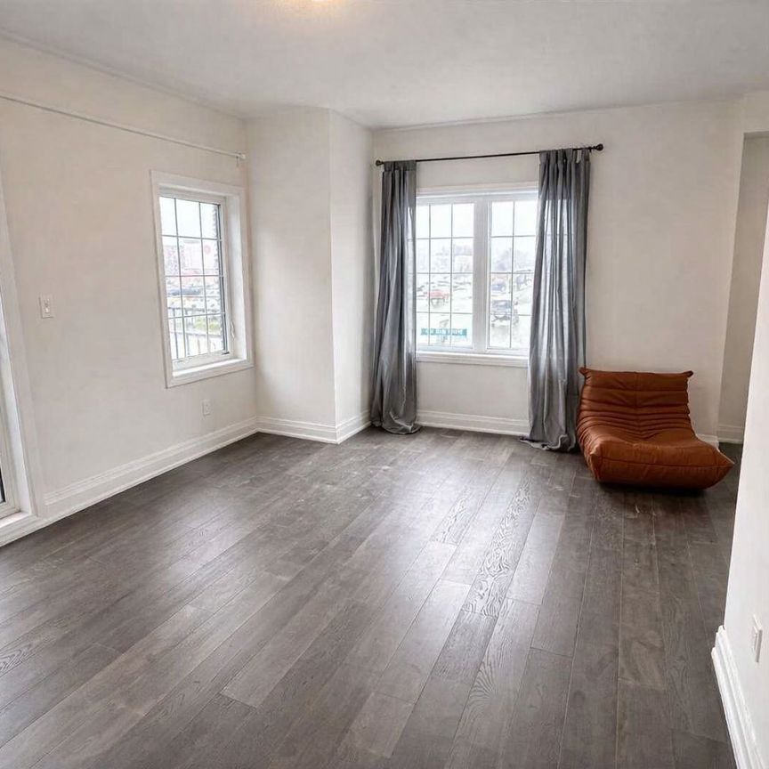 For Lease - 112 clippers Crescent, Whitchurch-Stouffville, Ontario - Photo 1