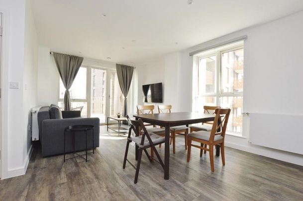 2 bedroom flat to rent - Photo 1