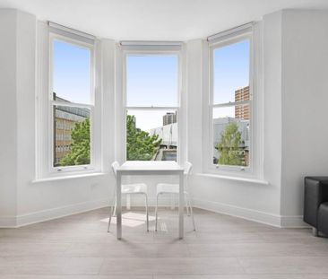 2 bedroom flat to rent - Photo 4