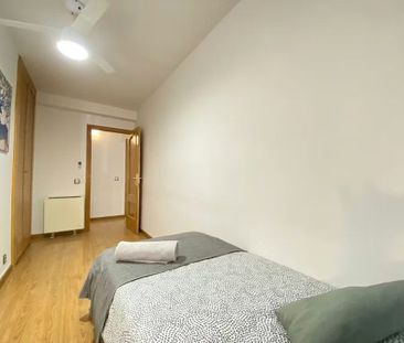 Calle Manuel Pavía, Madrid, Community of Madrid 28031 - Photo 6