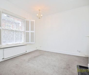 Abbey Lane, CB10, Saffron Walden - Photo 1