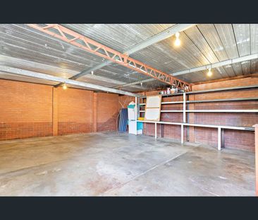 3 Williams Road, Coolbellup, WA 6163 - Photo 4