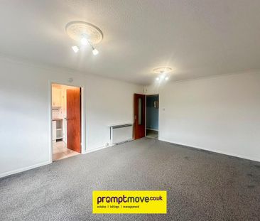 2 bedroom flat to rent - Photo 2