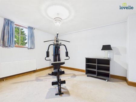 3 bedroom detached house to rent - Photo 4