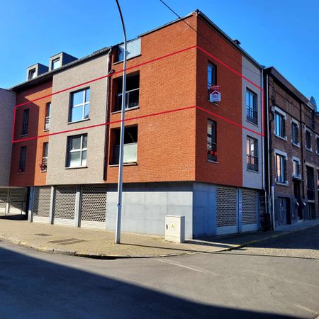 Recente flat met 2 slaapkamers dichtbij het centrum - Photo 5