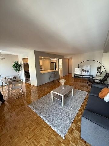 235 Somerset Street West, Centretown, Ottawa, ON - Photo 3