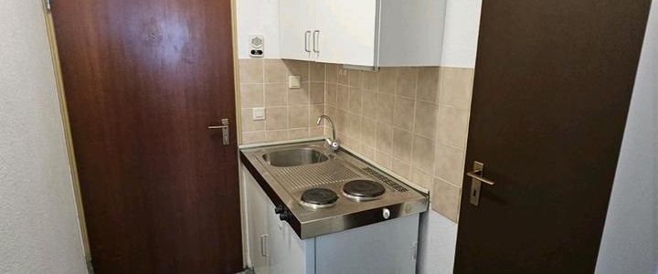 Nachmieter gesucht: Möbliertes Studentenwohnheim-Apartment - Foto 1