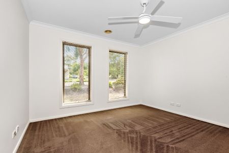 Positioned in the prime Hunt Club Estate of Cranbourne East. - Photo 2