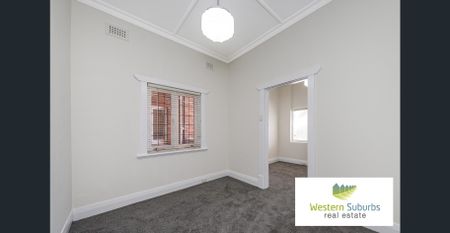 Character two bedroom apartments - four to choose from - Photo 5