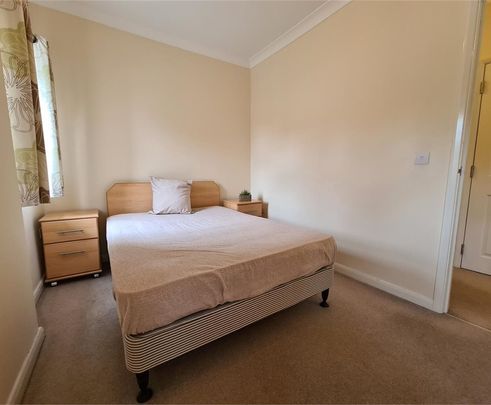 52 Fletton Avenue, Peterborough - Photo 1