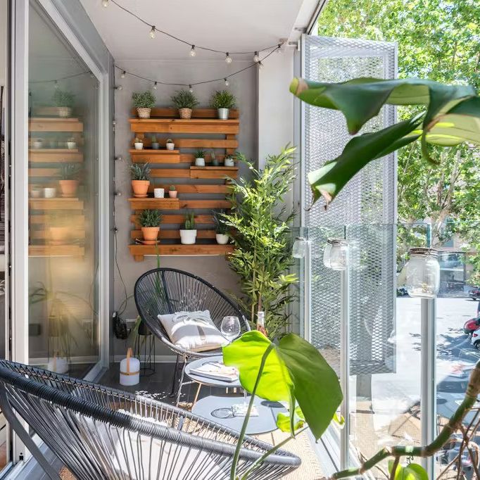 Carrer de Viladomat, Barcelona, Catalonia 08015 - Photo 1