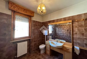 Porzione di bifamiliare in affitto