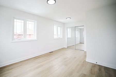 For Lease - 426 Veterans Drive Unit# 3, Barrie, Ontario - Photo 5