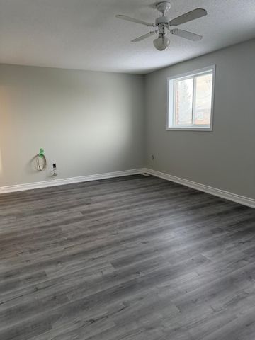 For Lease - 42 Patrick Drive, Barrie, Ontario - Photo 3