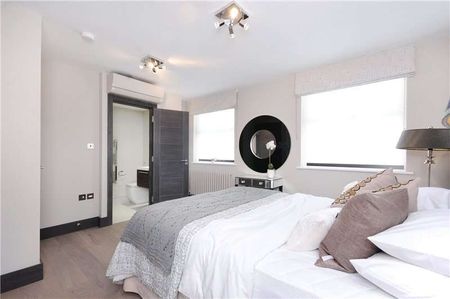 A stylish, newly refurbished 8th-floor flat in a gated modern development. - Photo 5