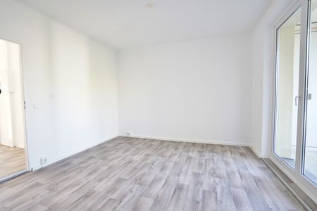 Gute Lage / Badewanne / Balkon - Photo 2