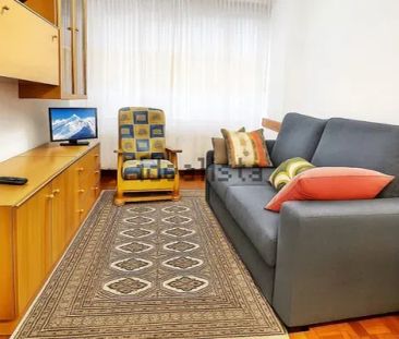 Alquiler de piso en Calle Vargas - Photo 2