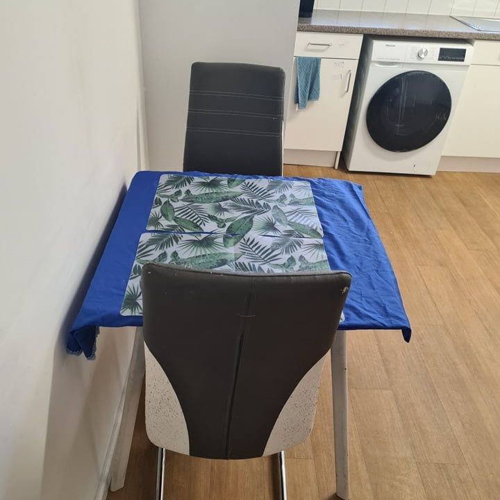 Room in a Shared Flat, Lascelles House, SW8 - Photo 1