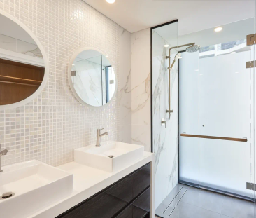 Near New Unit - Luxury Beach Front Living - Photo 3