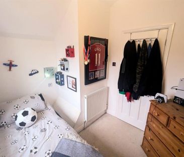 3 Bedroom Semi Detached To Let - Photo 4