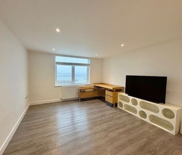 Astor Drive, Plymouth - Photo 2