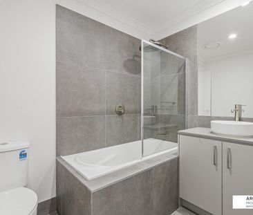 45 Bovine Cres, Donnybrook, Vic 3064 - Photo 5