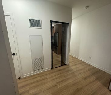 For Lease - 20 Lagerfeld Drive Unit# B13, Brampton, Ontario - Photo 4