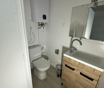 Location Appartement 2 pièces 23m² MAUBEUGE 59600 - Photo 6