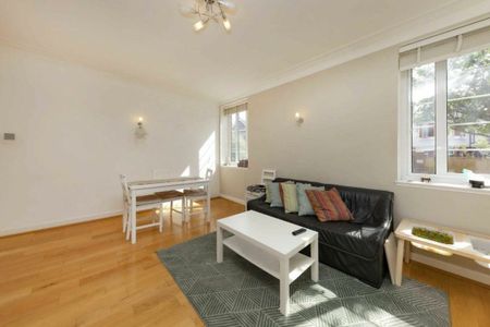 Watchfield Court, Chiswick, W4 - Photo 2