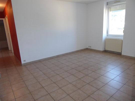 Location Appartement 3 pièces 52m² AUBENAS 07200 - Photo 1
